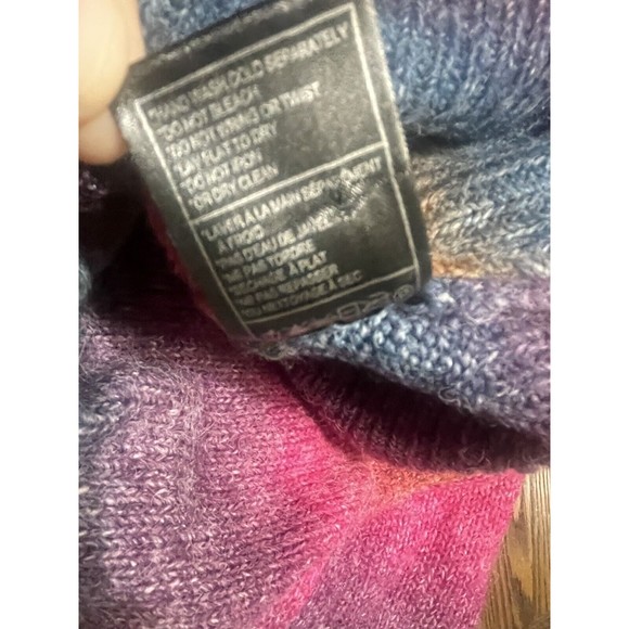 Steve Madden BB Dakota Sweater Women's Ombre‎ Stripe Sweater Small - Picture 7 of 7